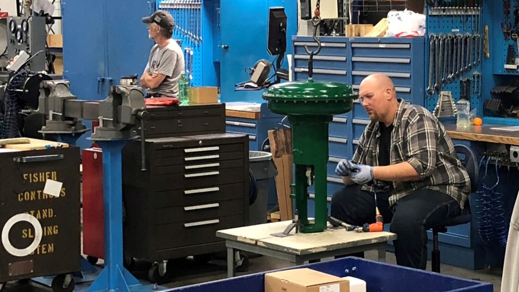 U.S. manufacturing jobs are coming back home — and these industrials stand to gain