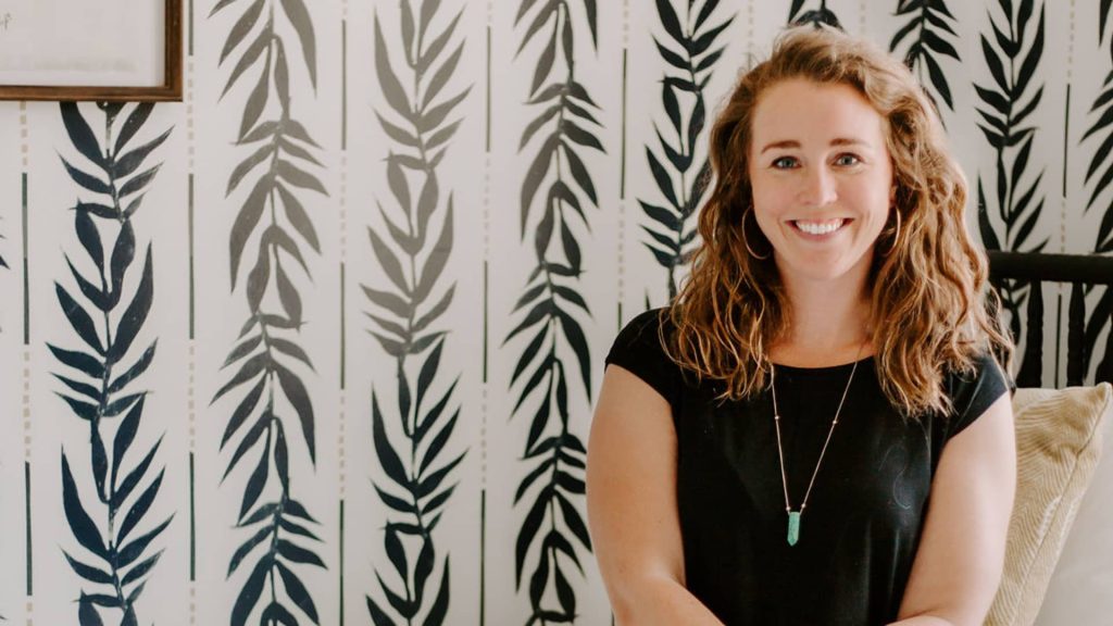 32-year-old spent $2,000 setting up an Airbnb in her neighbor’s barn—now her rentals bring in $2.88 million a year