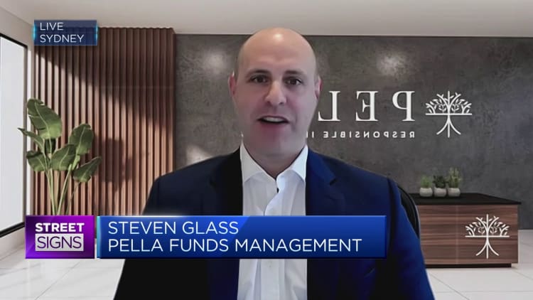 'Clear winner:' analyst names stocks to play the EV sector