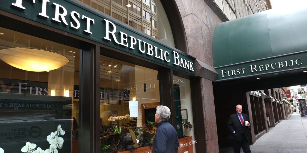 Bank borrowing from Fed rises slightly to $97.6 billion as financial stress lingers