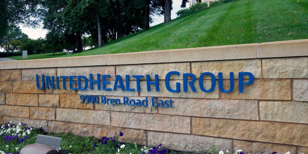 UnitedHealth leads insurer stocks lower, SoFi shares advance, and more stocks on the move