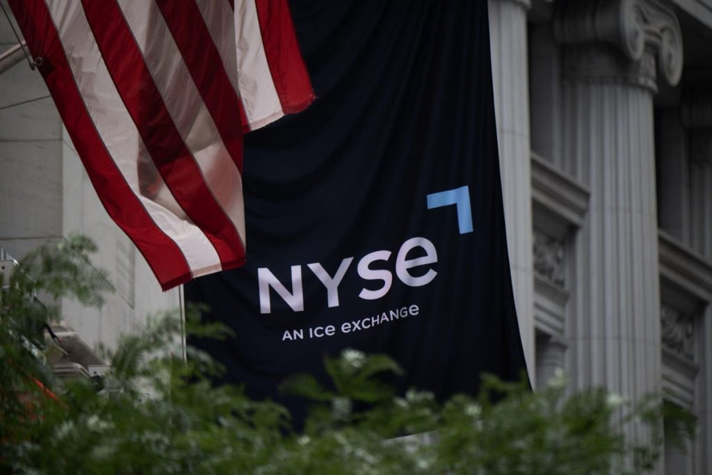 Following Up On Oracle And Meta Platforms