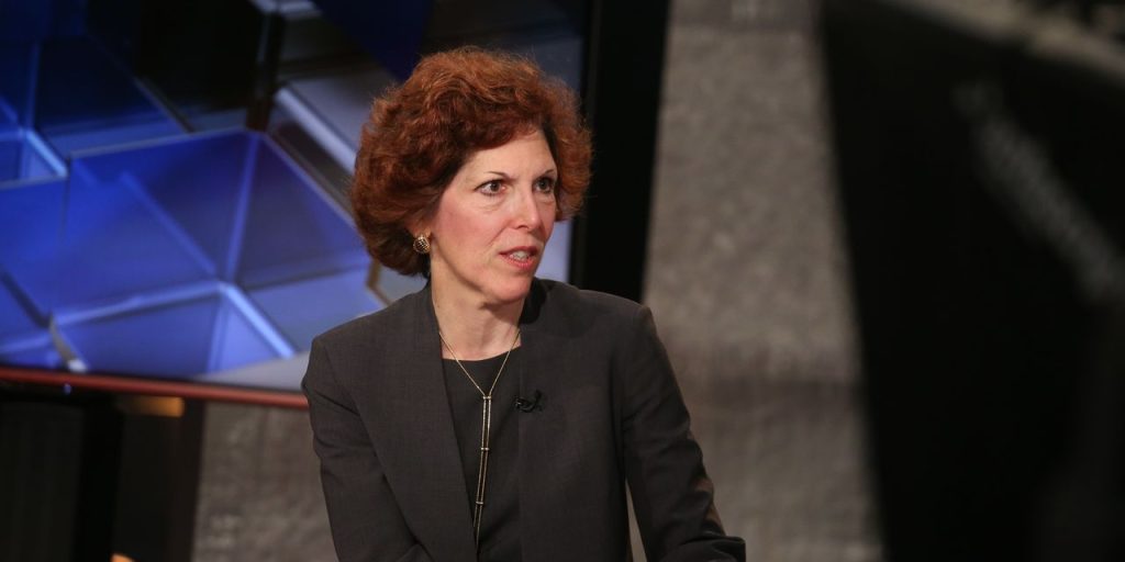 Fed’s Mester calls for slightly higher interest rates to bring inflation down