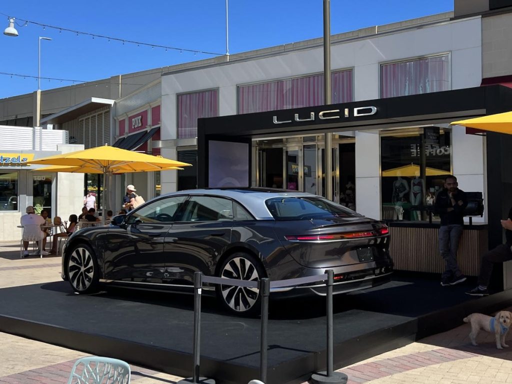 Lucid Stock Drops 12% As Deliveries Miss, Cash Burns, Short Sellers Win