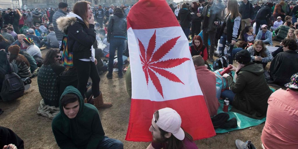 Canopy Growth strikes deal with lenders to reduce debt by $333 million over next six months