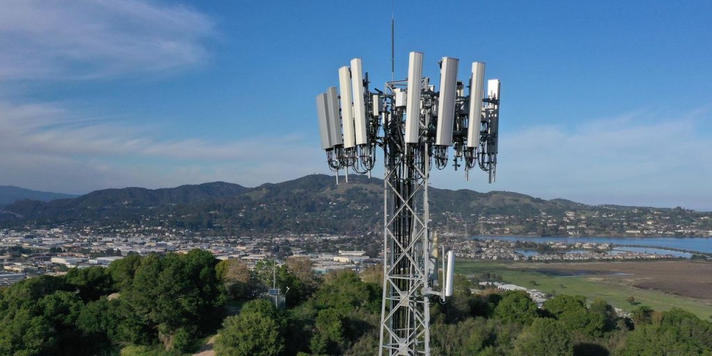 AT&T and Verizon’s Lead Cable Problem Raises 5 Big Questions. Their Answers.