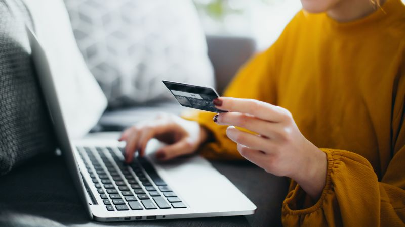 Why credit card late fees may drop to $8