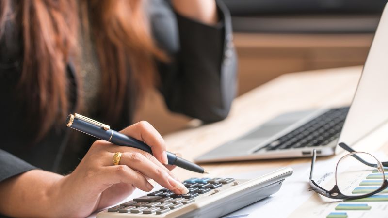 Americans are pulling money out of their 401(k) plans at an alarming rate