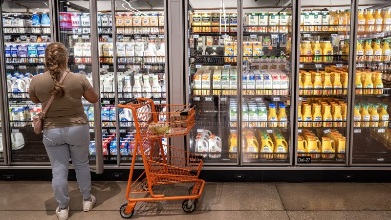 US consumers are feeling less optimistic about the economy for the first time this summer