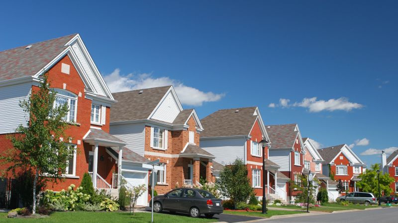 US pending home sales rose in July for the second month in a row