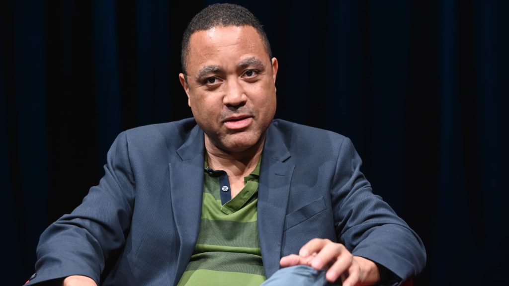 Ivy League linguistics expert shares the No. 1 common phrase to never use: It really means ‘Your problems don’t matter to me’