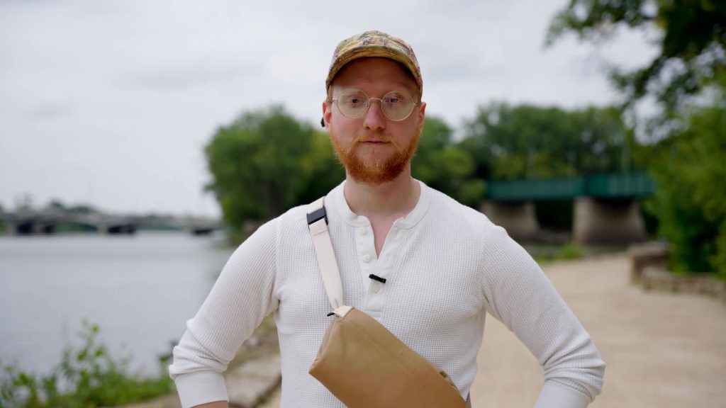 30-year-old found his lucrative photography side hustle after trying 2 other careers—now he makes $134,000 a year