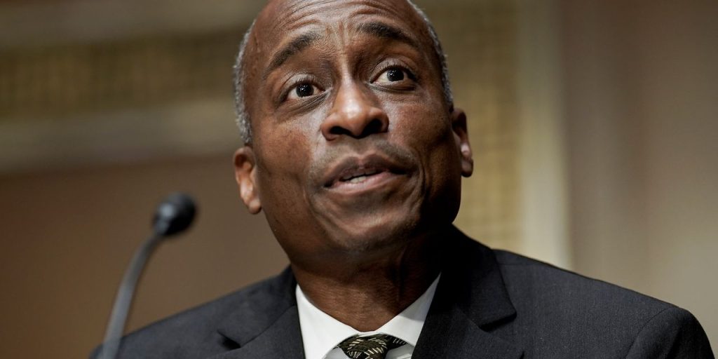 U.S. Senate overwhelmingly confirms Jefferson as Fed’s No.2