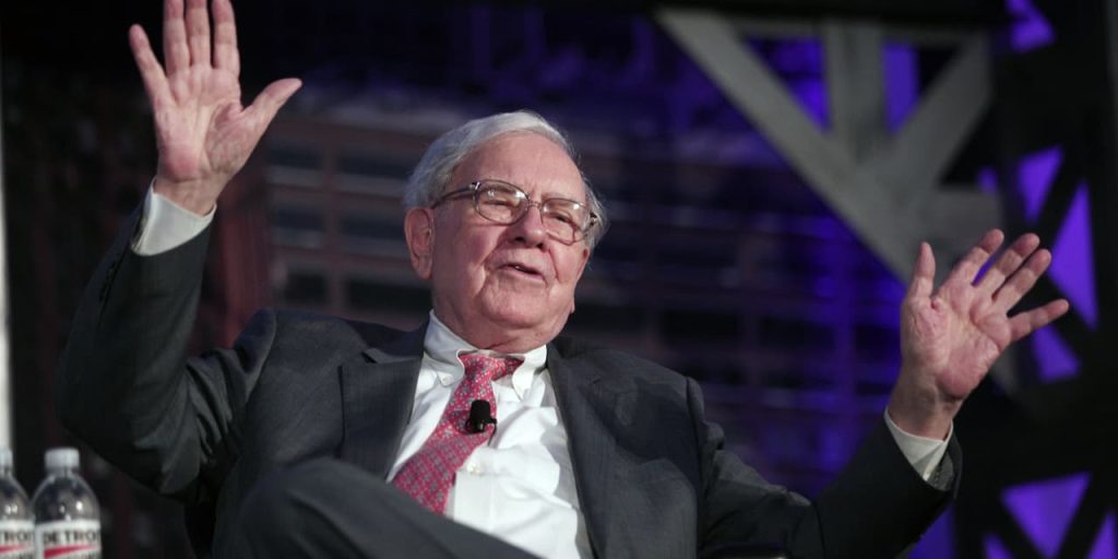 Buffet’s Berkshire Hathaway Sells HP Stock. Why More Sales Could Be On the Way.