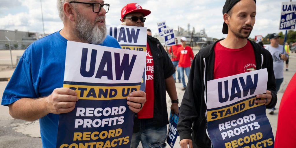 UAW strike sets the stage for the 4-day work week — and a win could take it mainstream