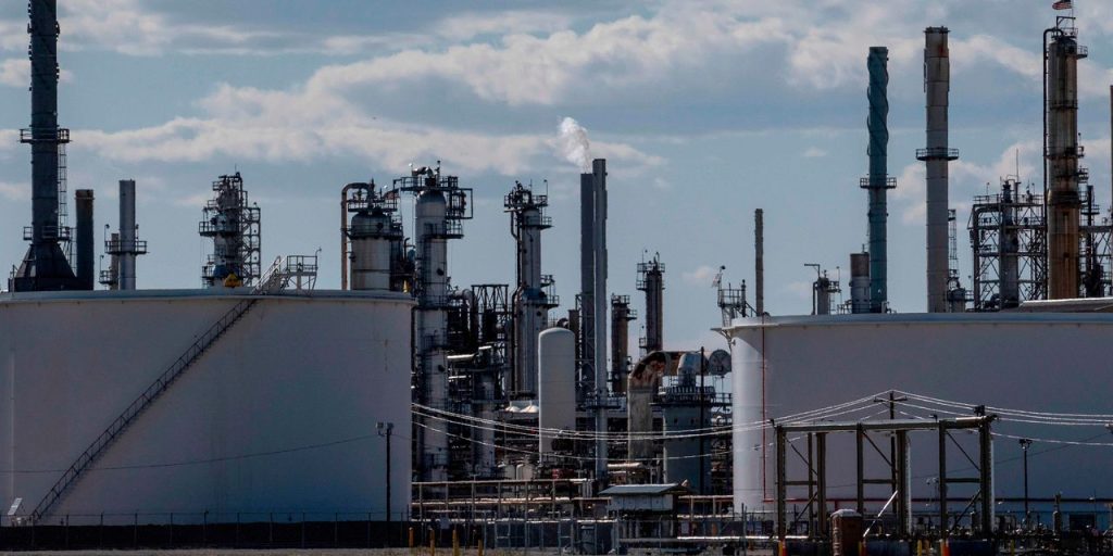 Could rising oil prices tip U.S. into recession? Why investors aren’t worried.