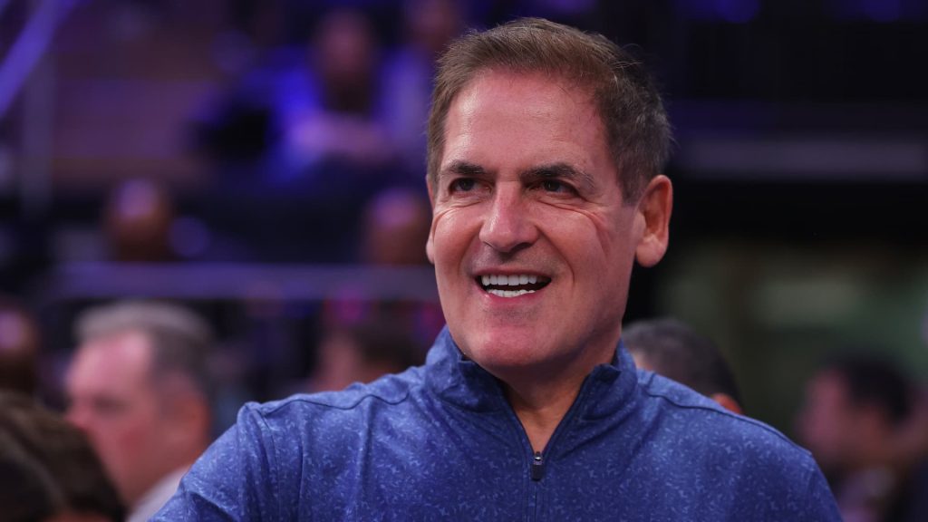 Mark Cuban says he only felt successful for the first time at age 28: My dad ‘broke down in tears and started sobbing’