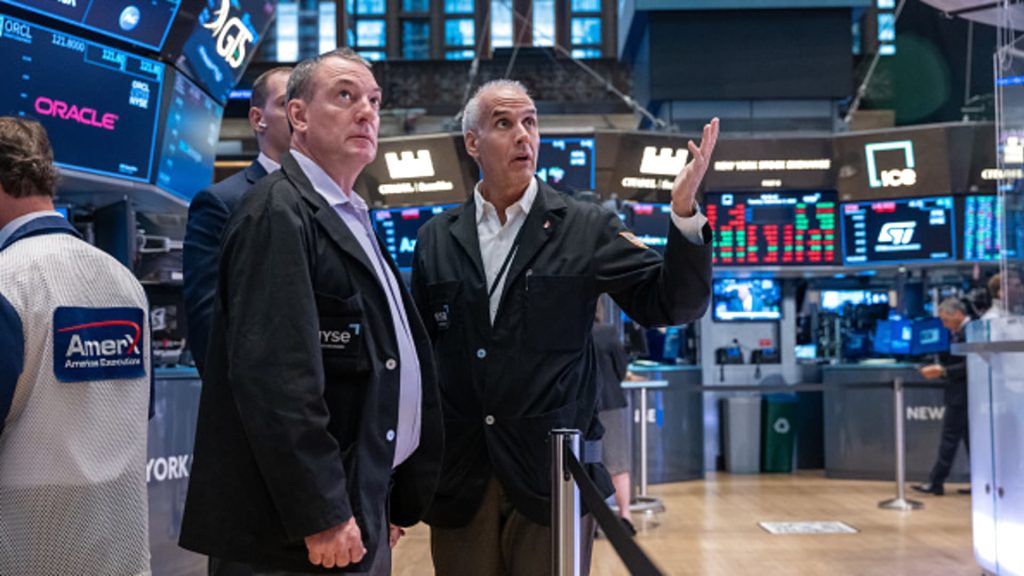 10-year Treasury yield rises after strong U.S. jobs report