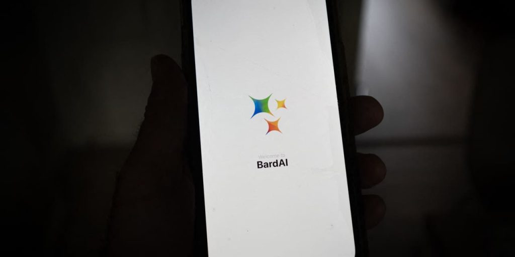 Google’s Digital Assistant Gets Smarter. It’s Teaming Up With Bard.