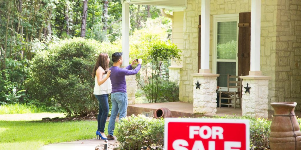 U.S. mortgage rates near 8%, rising for the sixth week in a row
