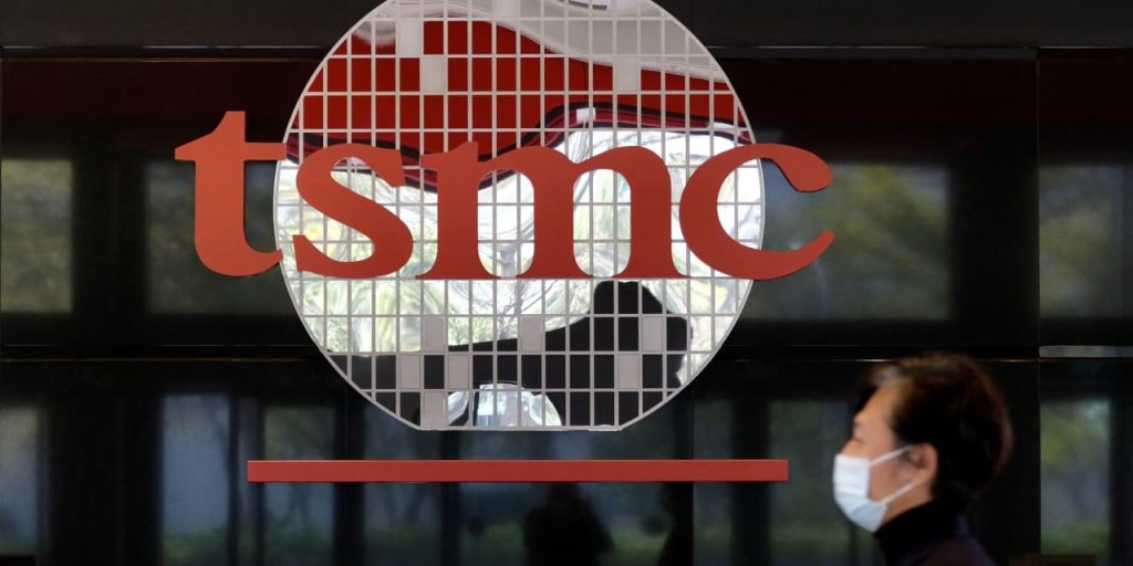 TSMC Stock Rises on Earnings. It’s Good News for Intel and Other Chip Stocks.