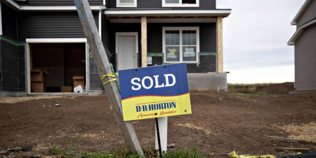 D.R. Horton Beats Estimates, Hikes Dividend. The Home Builder’s Outlook Is Good.