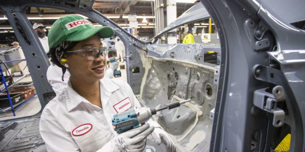 Honda Pay Increase Makes It Clear. UAW’s Unionization Push Won’t Be Easy.
