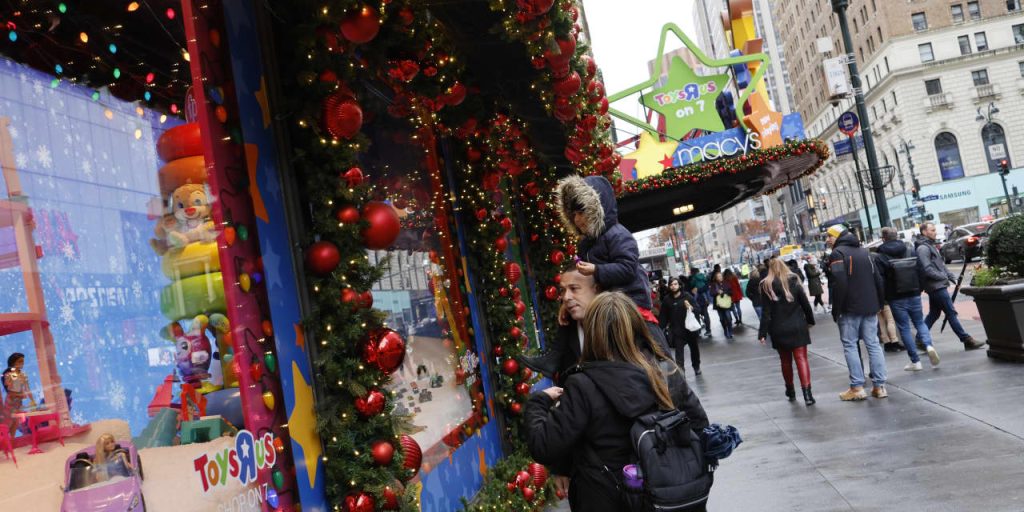 Macy’s real estate alone is worth nearly $3 billion more than investors’ bid, these analysts say