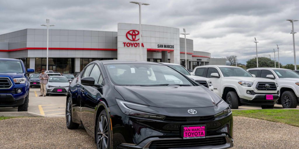 Toyota Stock Surges Toward Record. Investors Should Give Ford and GM Love, Too.